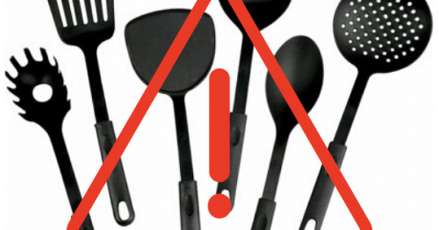 Why Your Black Plastic Cooking Utensils Might Be To.x.ic