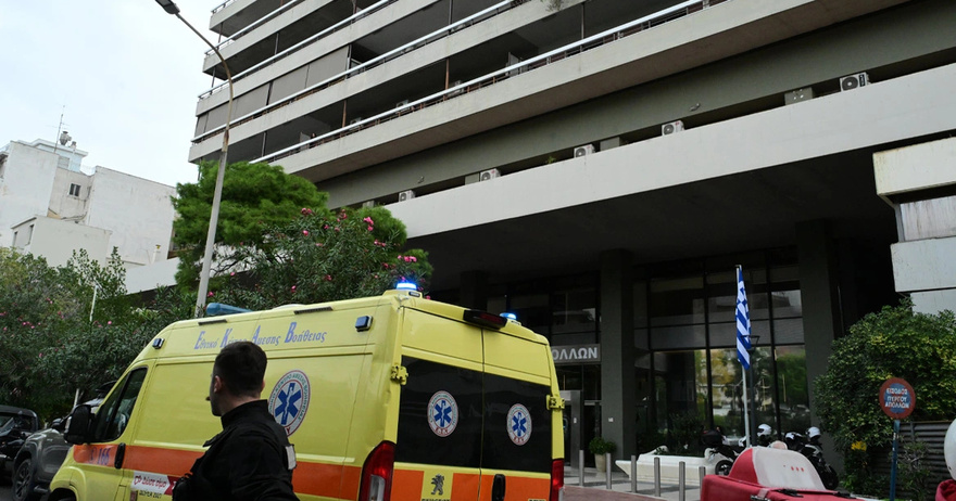 Περίμενε το δεύτερο παιδί του ο 44χρονος που έπεσε από τον Πύργο Απόλλων