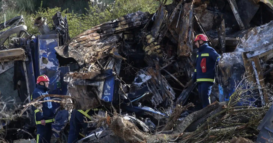 Τέμπη: 30 από τους 57 νεκρούς καήκαν ζωντανοί – Πλημμύρα οργής σε πάνω από 179 πόλεις