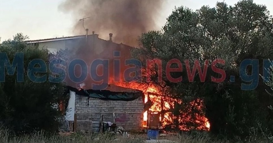 Στις φλόγες τυλίχθηκε σπίτι μετά από έκρηξη